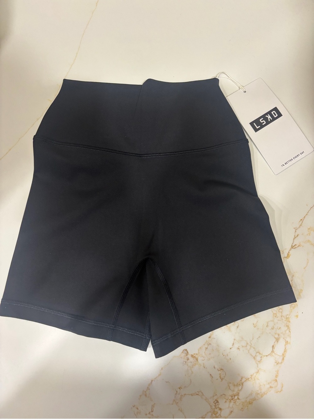 Brand New LSKD Fusion Ultra High-Rise 4” Shorts Black Multiple Sizes (NWT) - Picture 2 of 3